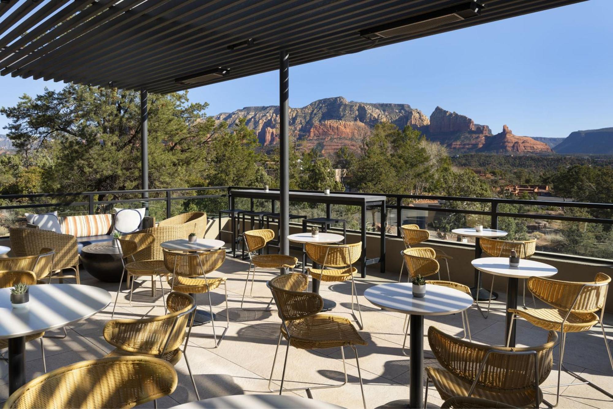 Sky Rock Sedona，致敬组合酒店3*