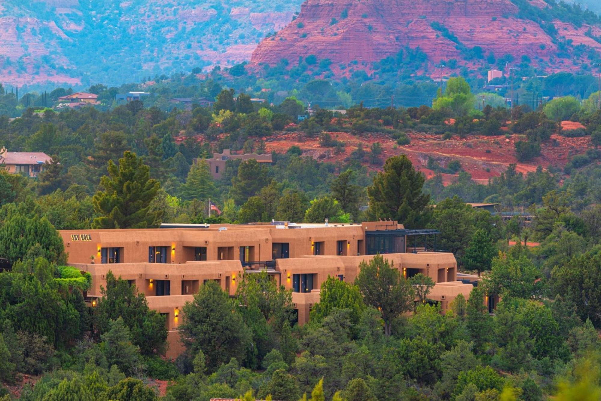 Sky Rock Sedona，致敬组合酒店3*