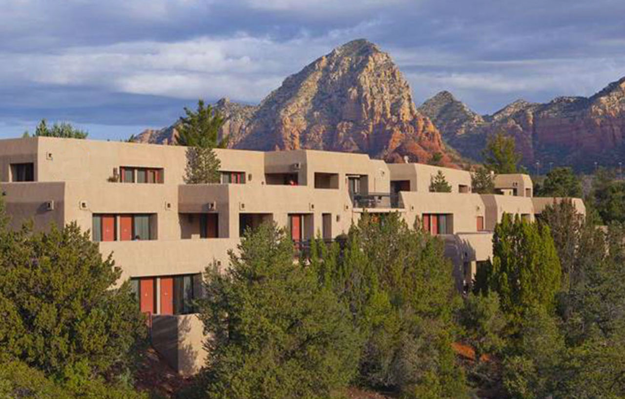 Sky Rock Sedona，致敬组合酒店